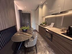 19 Nassim (D10), Apartment #579614991